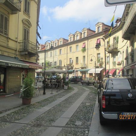 Apartamento La Finestra Sul Balon Turín Exterior foto