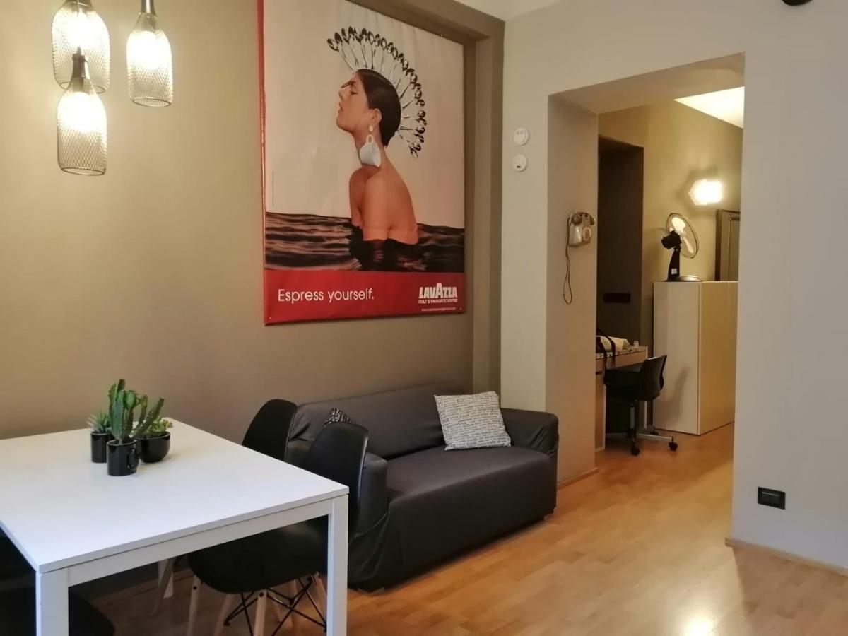 Apartamento La Finestra Sul Balon Turín Exterior foto