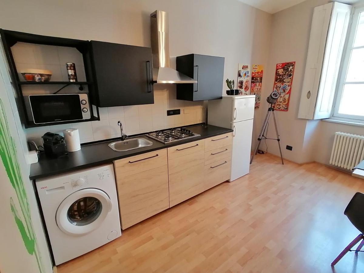 Apartamento La Finestra Sul Balon Turín Exterior foto